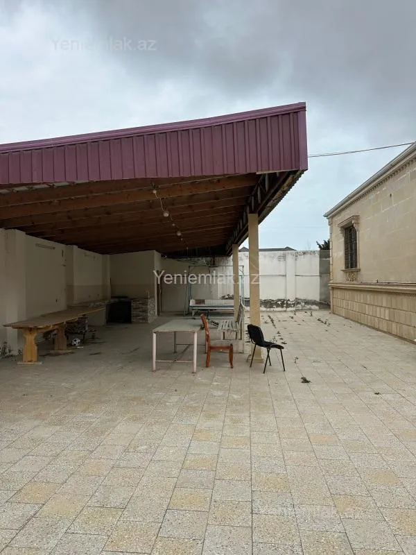 Satılır 4 otaqlı həyət evi 280 m²