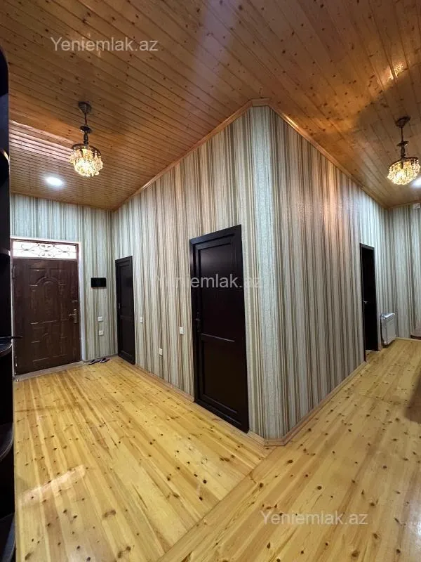 Satılır 4 otaqlı həyət evi 280 m²