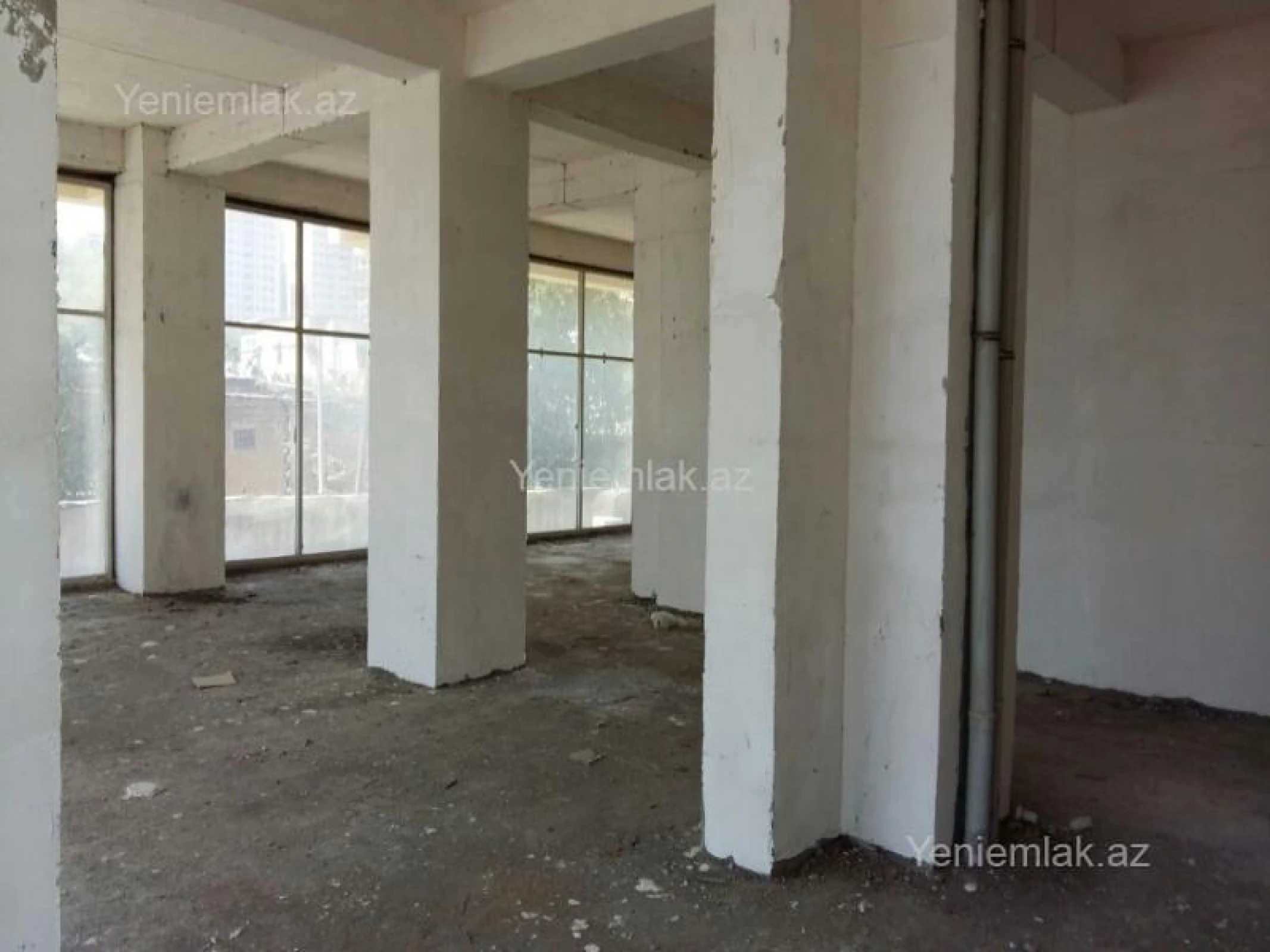 Satılır 1 otaqlı obyekt 167 m²