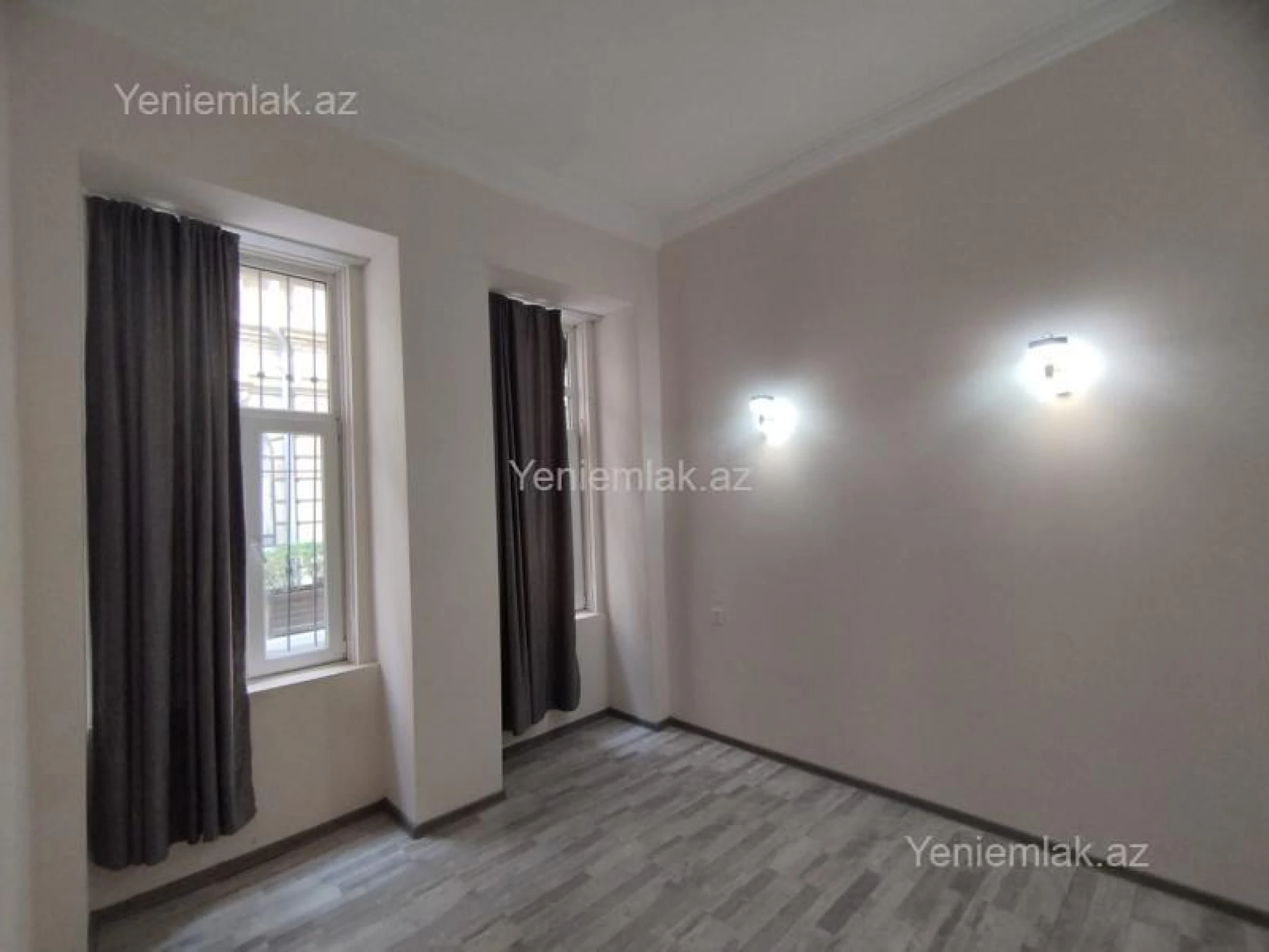Satılır 2 otaqlı köhnə tikili 42 m²