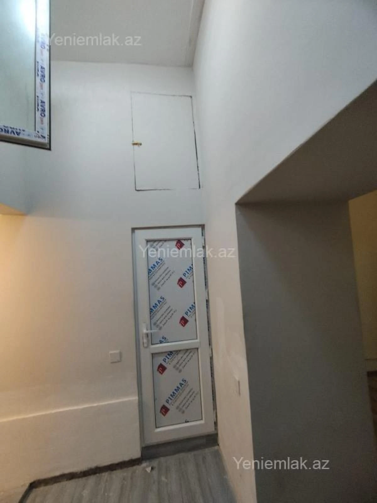 Satılır 2 otaqlı köhnə tikili 42 m²