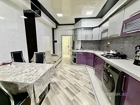 Satılır 3 otaqlı yeni tikili 115 m²