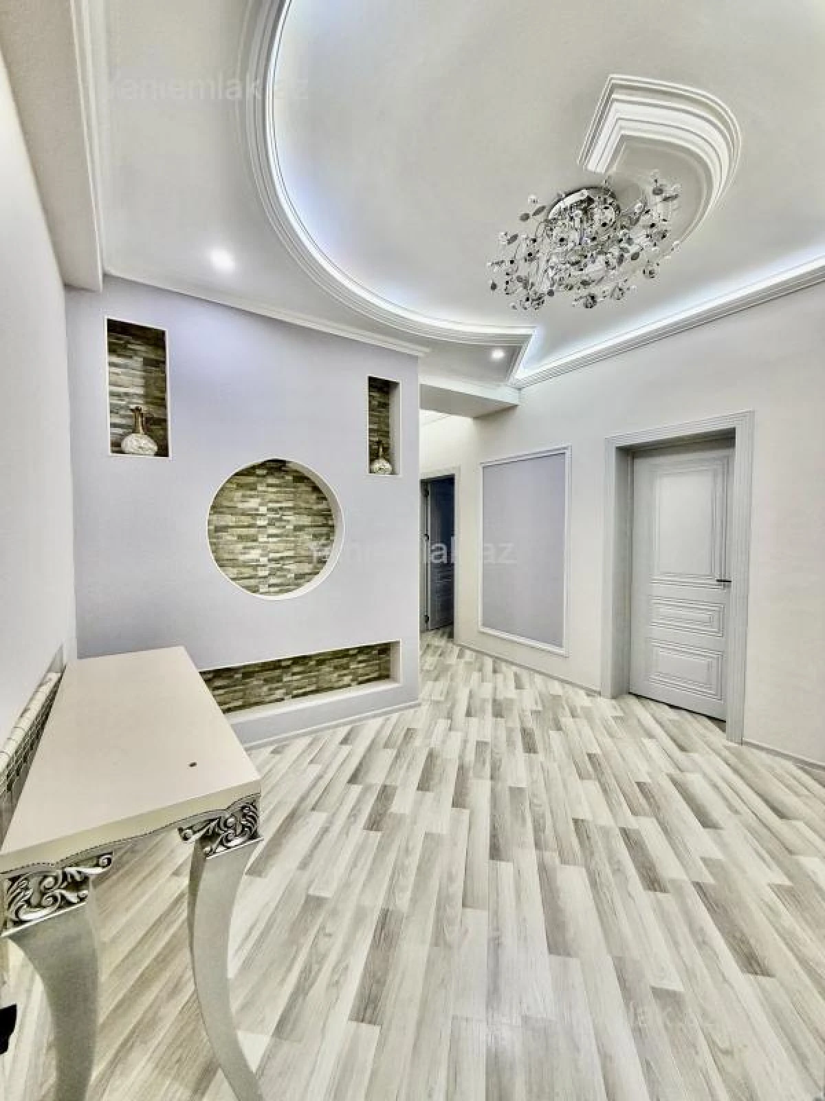 Satılır 3 otaqlı yeni tikili 115 m²