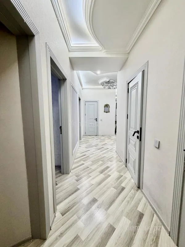 Satılır 3 otaqlı yeni tikili 115 m²