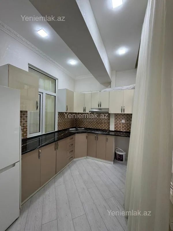 Satılır 2 otaqlı yeni tikili 65 m²