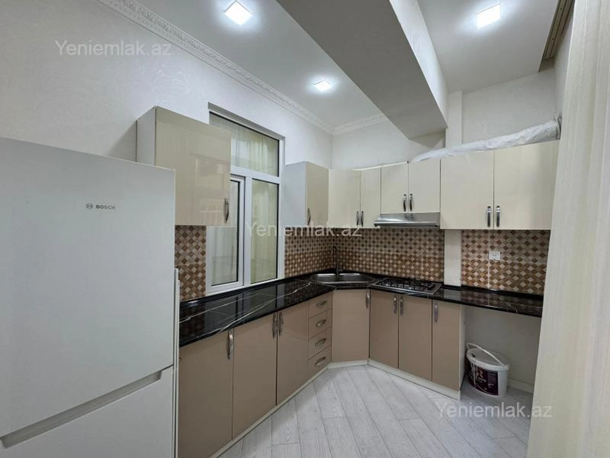 Satılır 2 otaqlı yeni tikili 65 m²