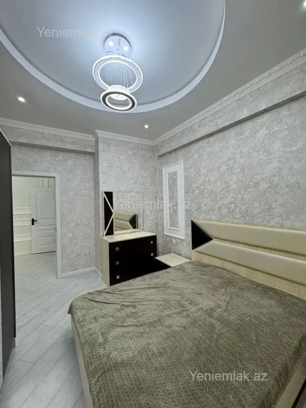 Satılır 2 otaqlı yeni tikili 65 m²