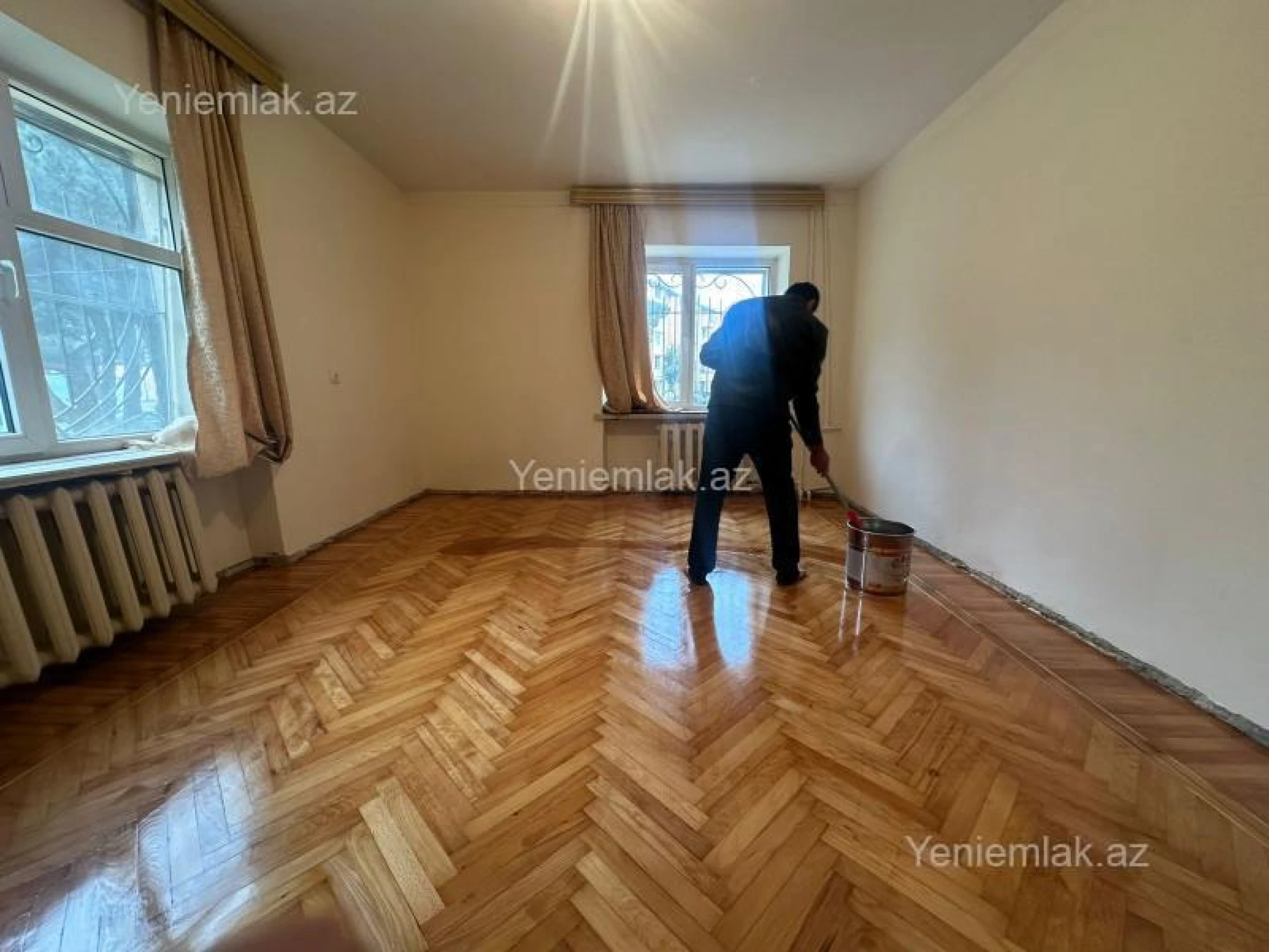 Satılır 2 otaqlı köhnə tikili 55 m²