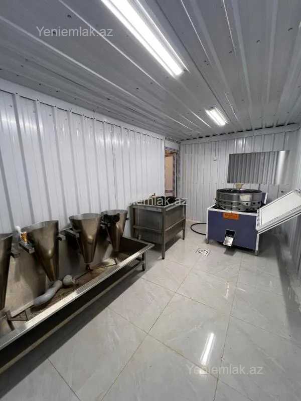 Satılır 10 otaqlı obyekt 4200 m²