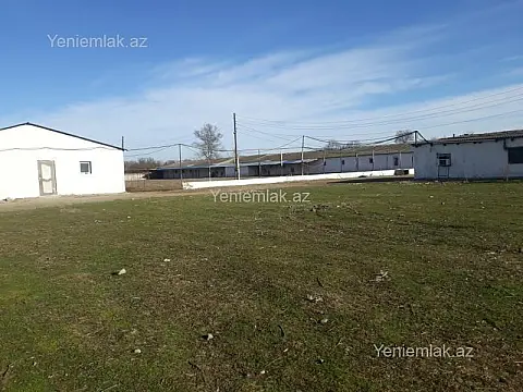 Satılır 10 otaqlı obyekt 4200 m² — Bakı 10 otaq 4200.00 m²