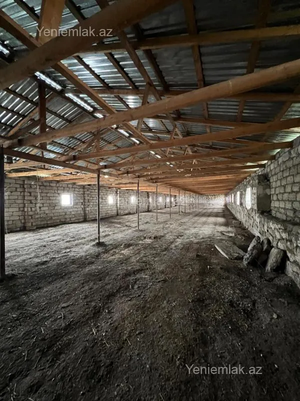 Satılır 10 otaqlı obyekt 4200 m²