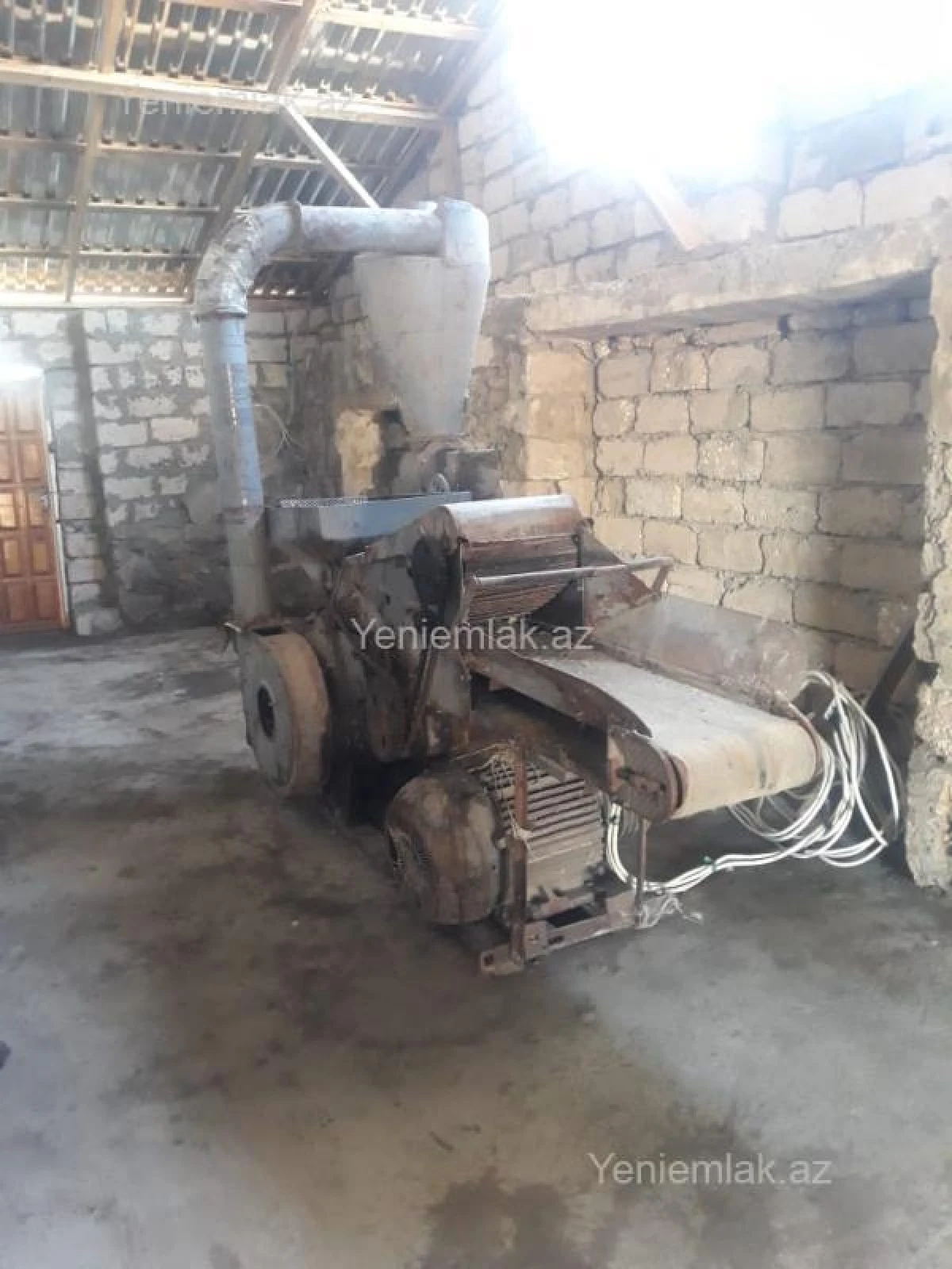 Satılır 10 otaqlı obyekt 4200 m²