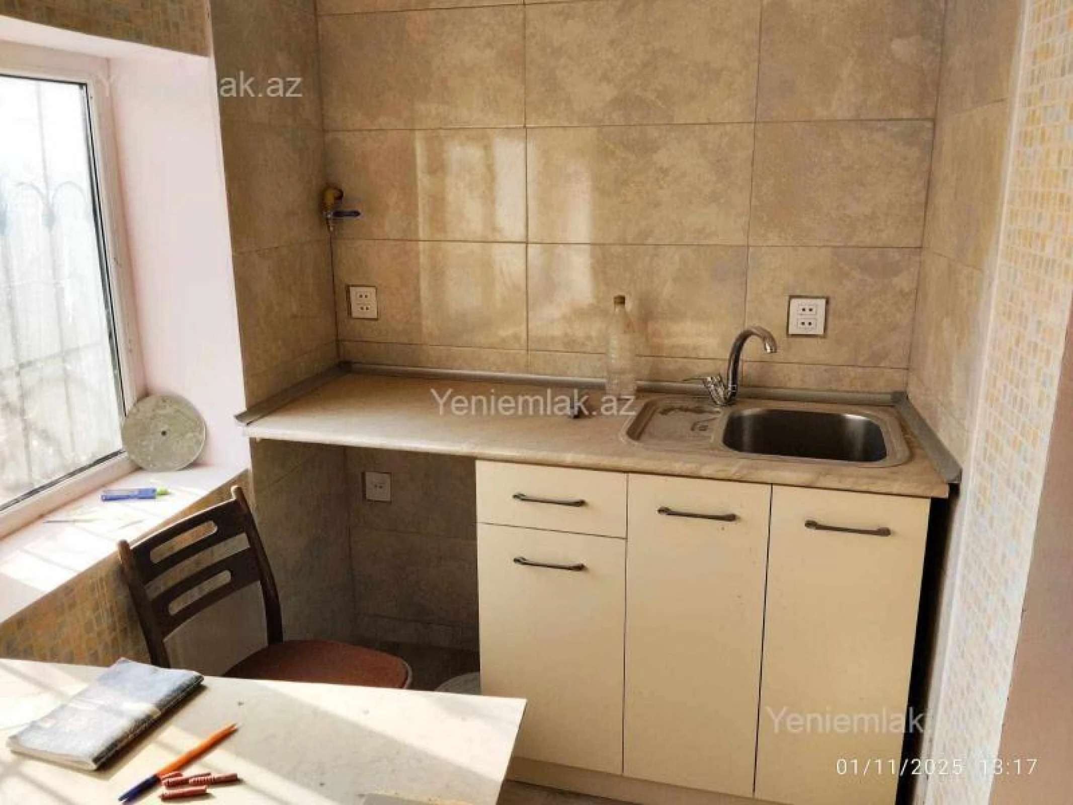 Satılır 8 otaqlı həyət evi 100 m²