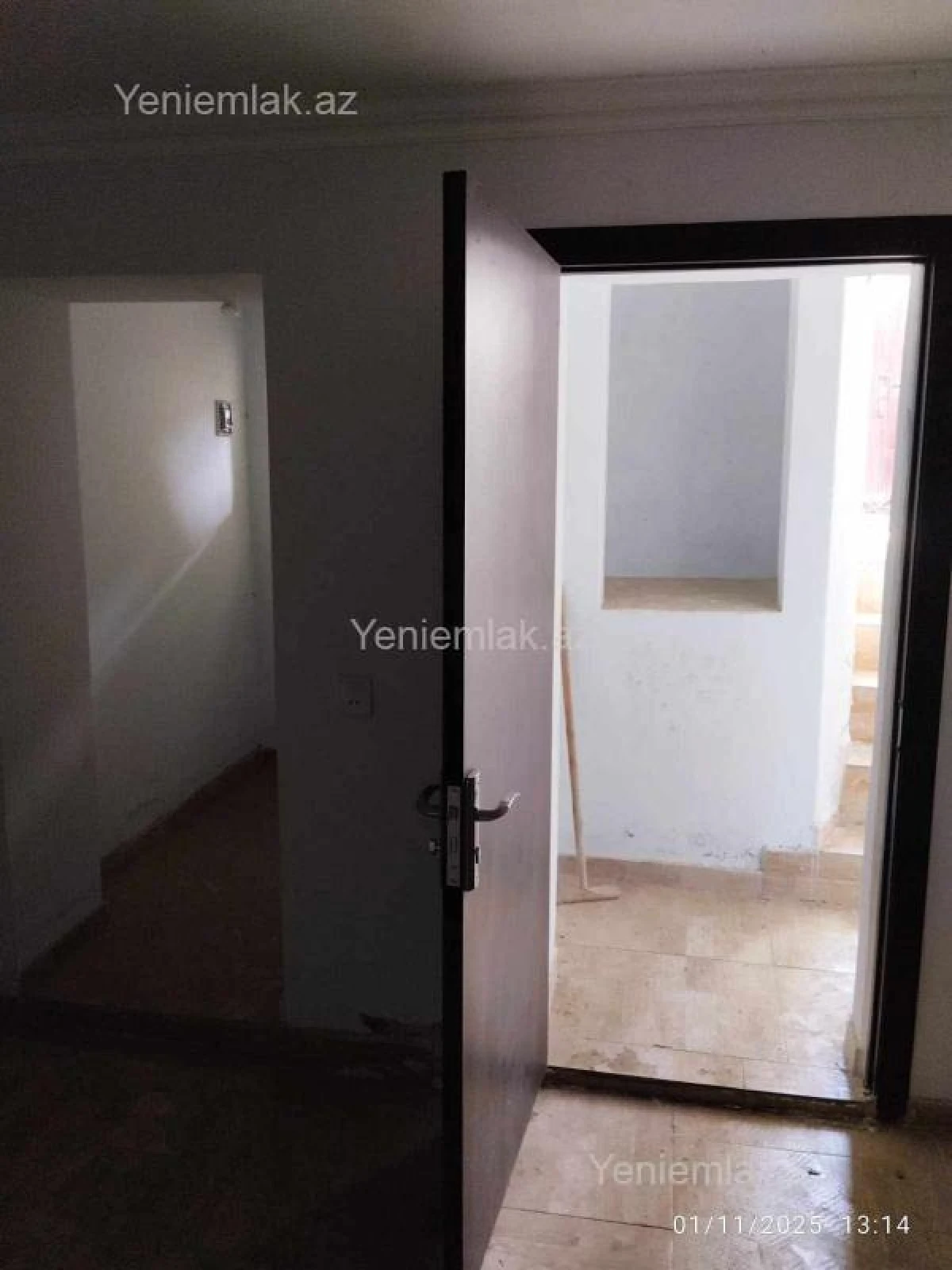 Satılır 8 otaqlı həyət evi 100 m²