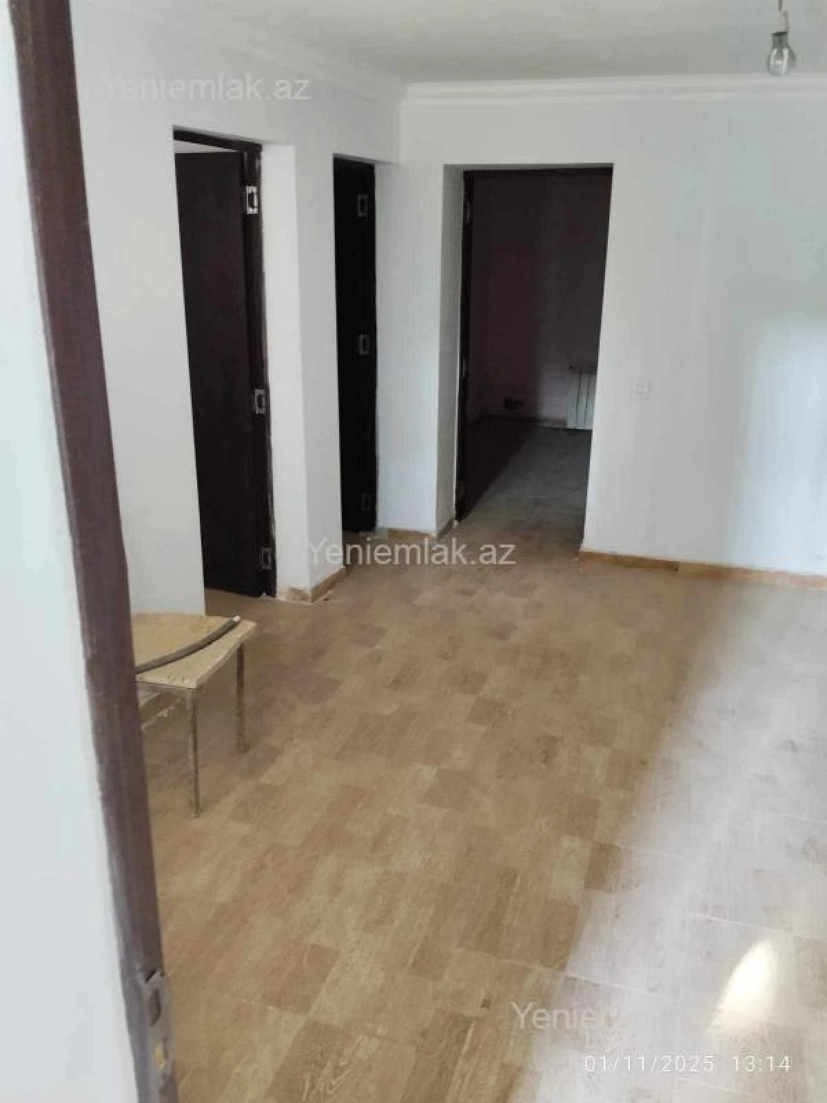 Satılır 8 otaqlı həyət evi 100 m²