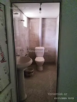 Satılır 8 otaqlı həyət evi 100 m²