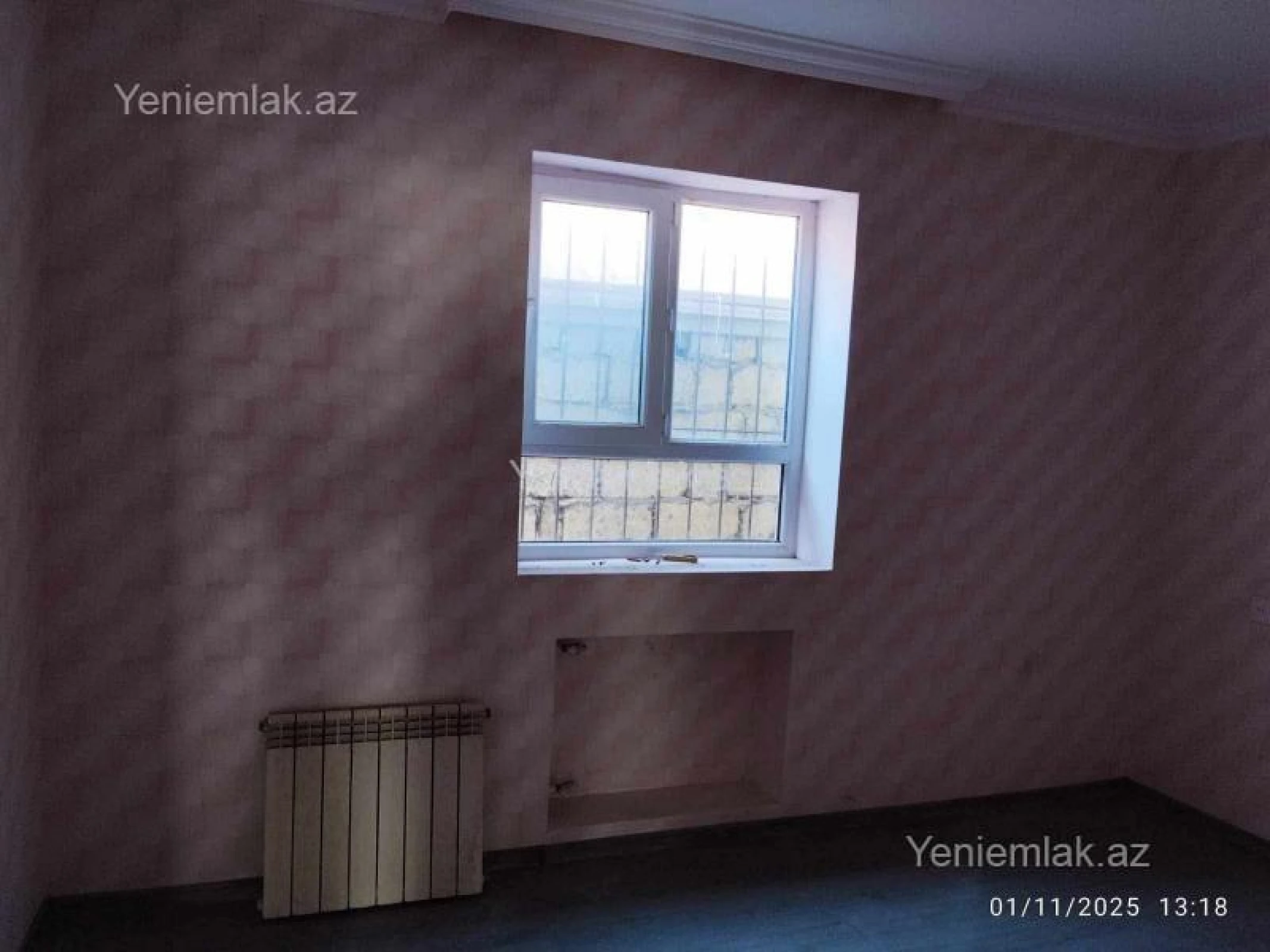 Satılır 8 otaqlı həyət evi 100 m²