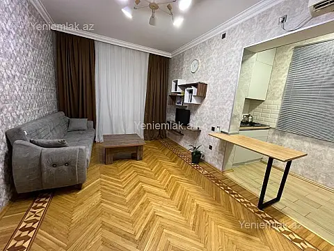 Satılır 3 otaqlı köhnə tikili 60 m²