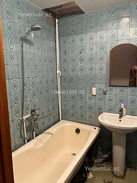 Satılır 3 otaqlı köhnə tikili 70 m²