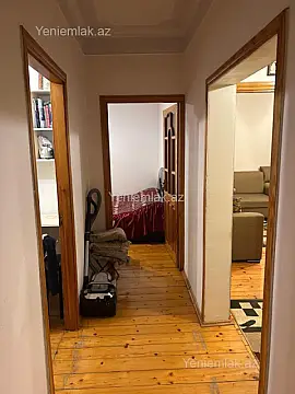 Satılır 3 otaqlı köhnə tikili 70 m²