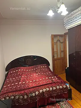 Satılır 3 otaqlı köhnə tikili 70 m² — Sumqayıt, 7-ci mikrorayon 3 otaq 70.00 m²