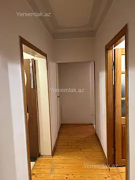 Satılır 3 otaqlı köhnə tikili 70 m²
