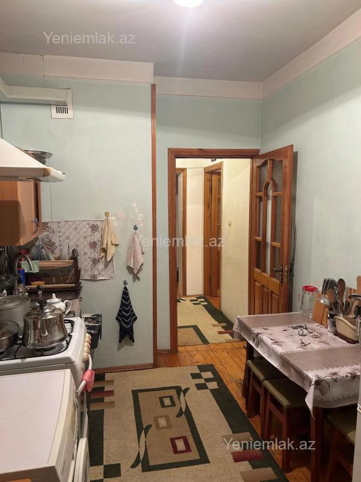 Satılır 3 otaqlı köhnə tikili 70 m²