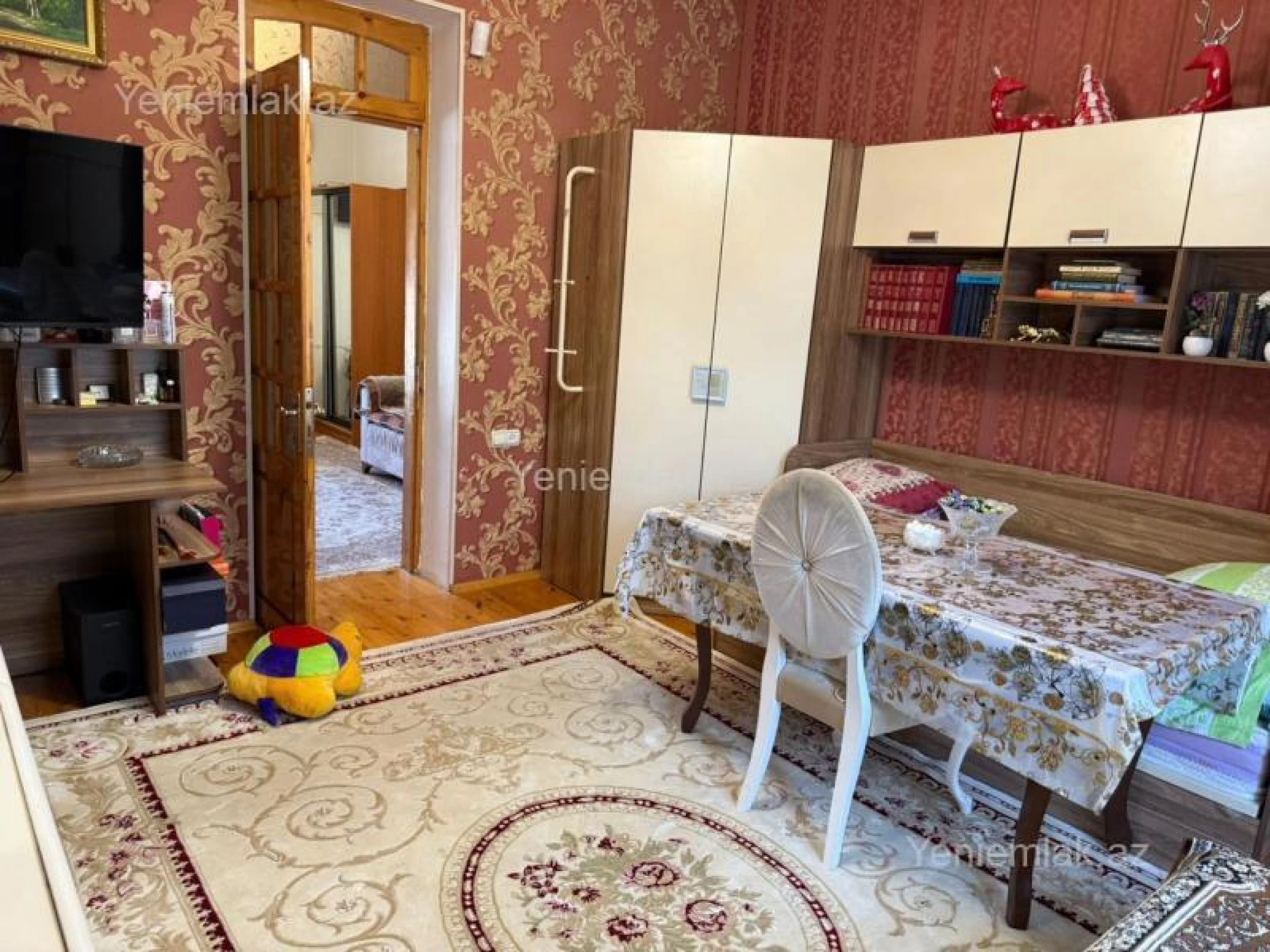 Satılır 6 otaqlı həyət evi 260 m²