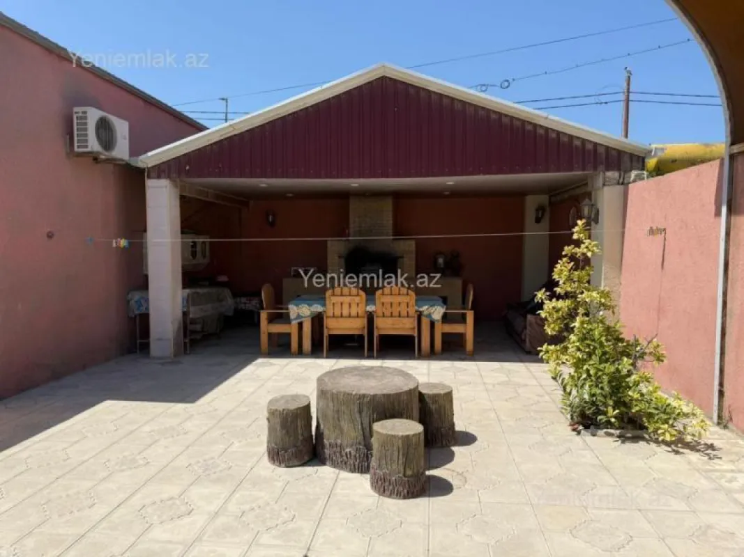 Satılır 6 otaqlı həyət evi 260 m²