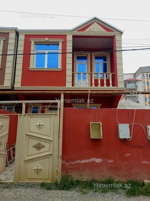 Satılır 4 otaqlı həyət evi 120 m²