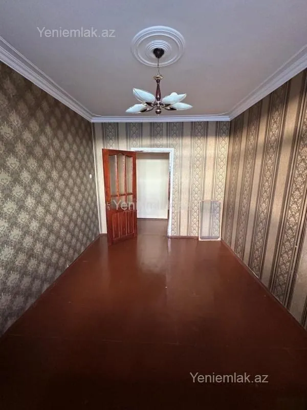 Satılır 2 otaqlı köhnə tikili 54 m²