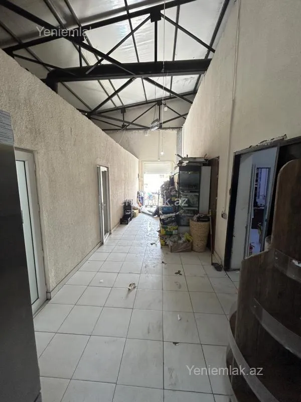 Satılır 4 otaqlı obyekt 1370 m²