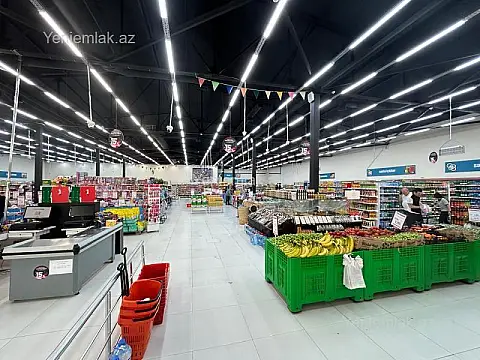 Satılır 4 otaqlı obyekt 1370 m²