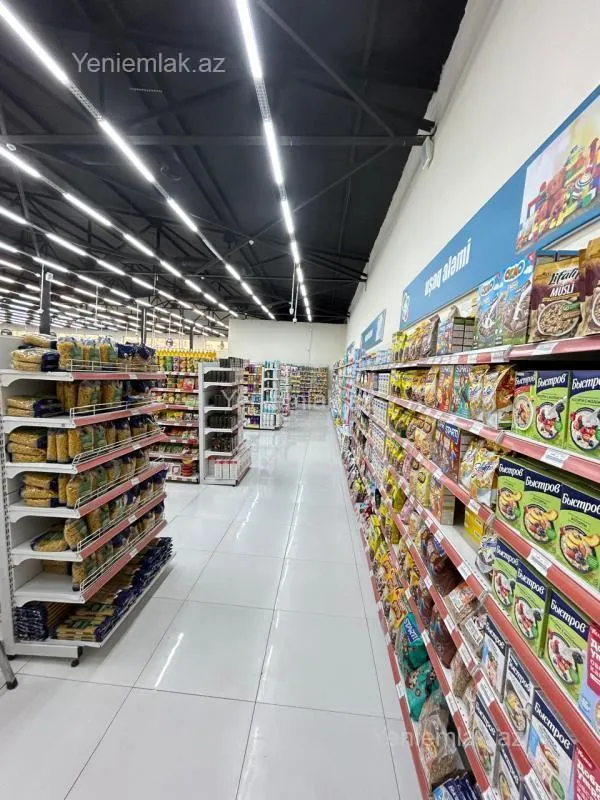 Satılır 4 otaqlı obyekt 1370 m²