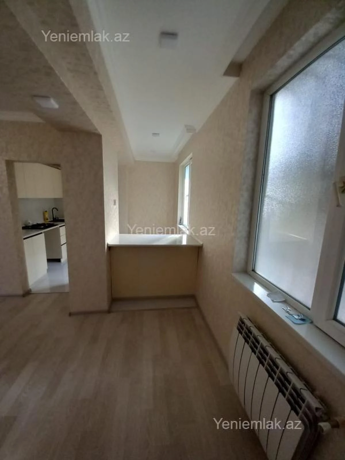 Satılır 3 otaqlı köhnə tikili 92 m²