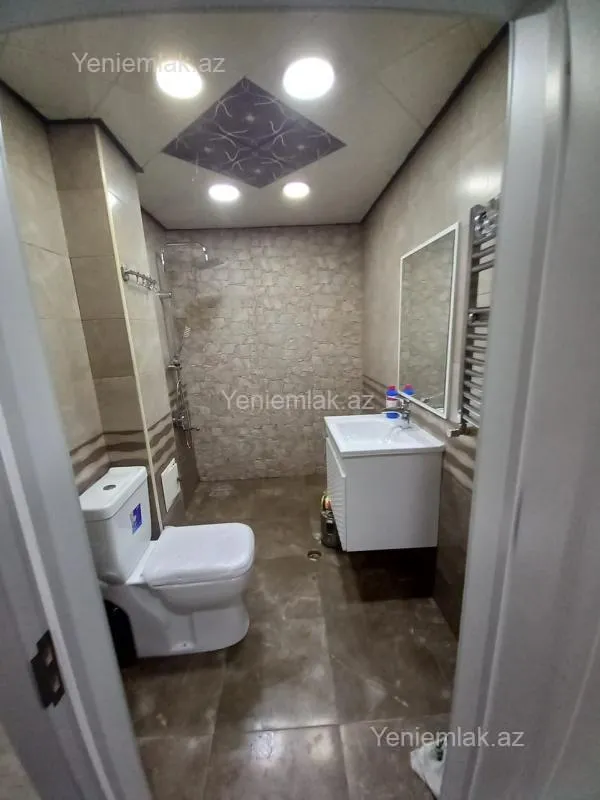 Satılır 3 otaqlı köhnə tikili 92 m²
