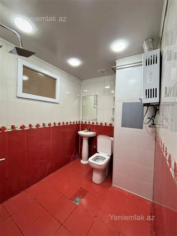 Satılır 2 otaqlı köhnə tikili 45 m²