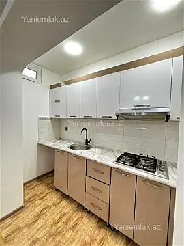Satılır 2 otaqlı köhnə tikili 45 m²
