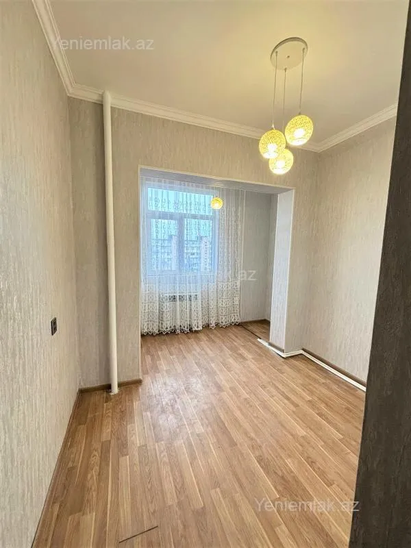 Satılır 2 otaqlı köhnə tikili 45 m²