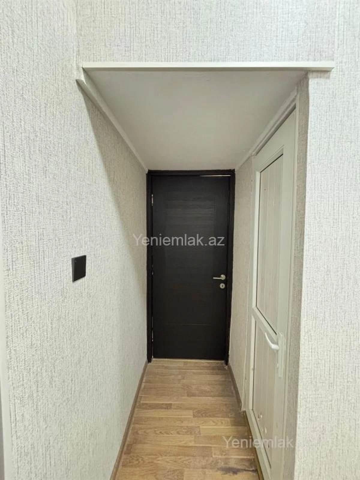 Satılır 2 otaqlı köhnə tikili 45 m²