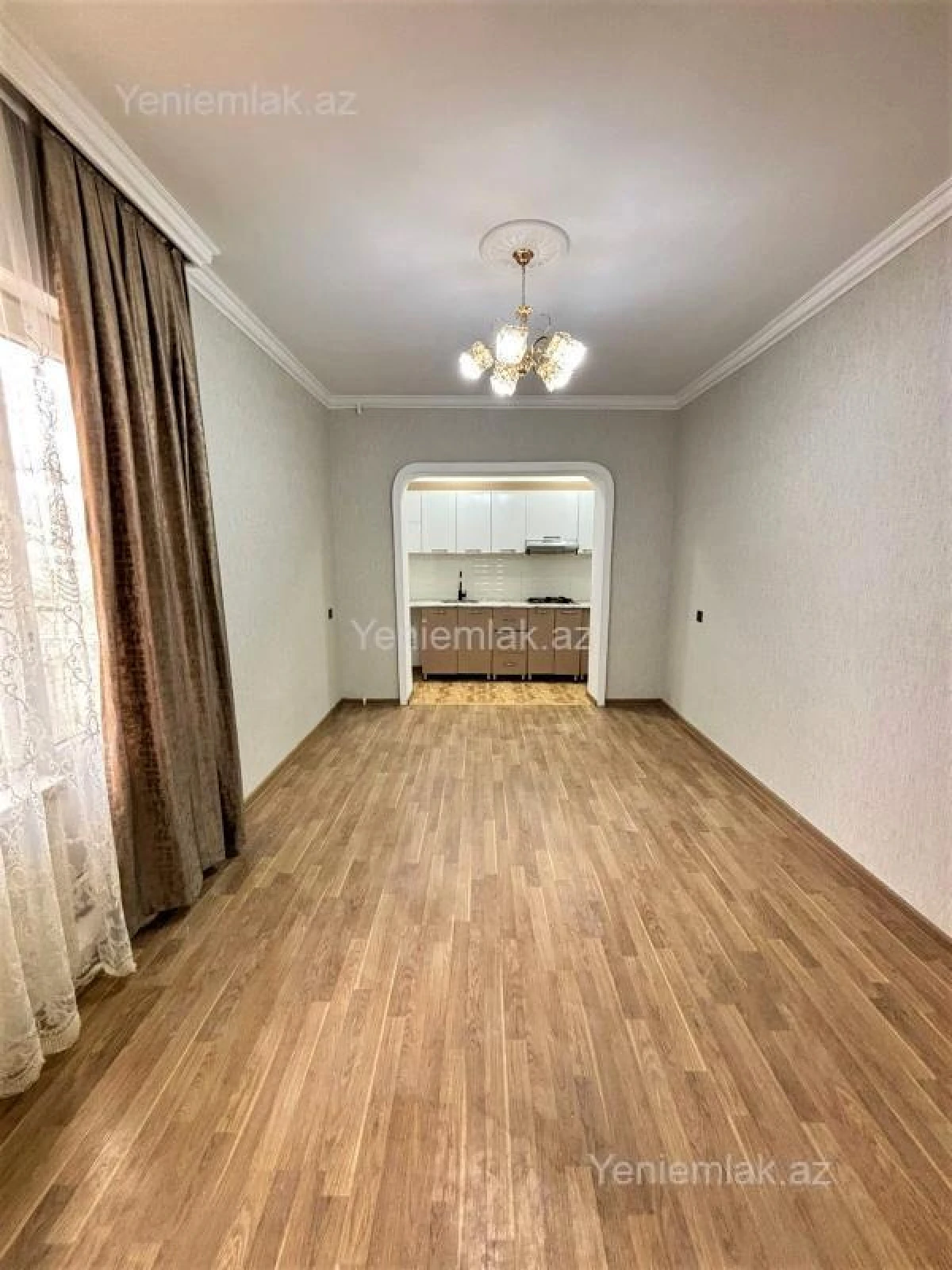 Satılır 2 otaqlı köhnə tikili 45 m²