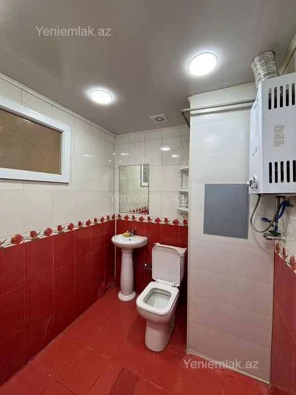 Satılır 2 otaqlı köhnə tikili 45 m²