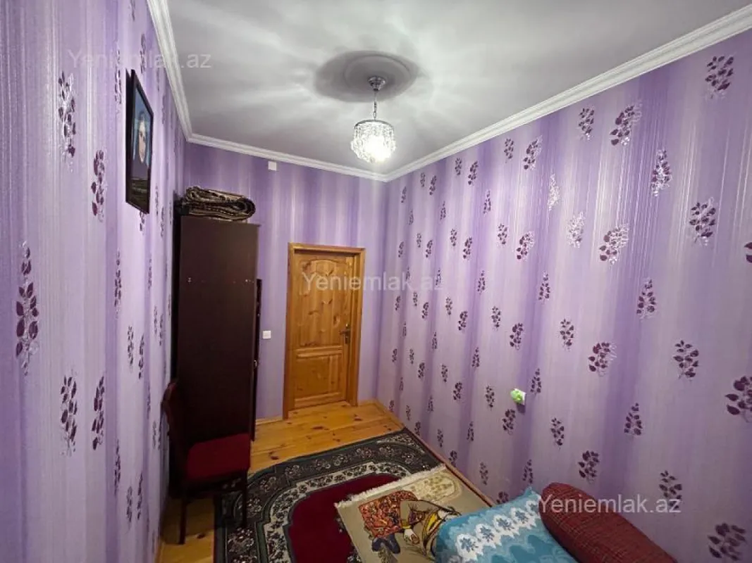 Satılır 6 otaqlı həyət evi 170 m²