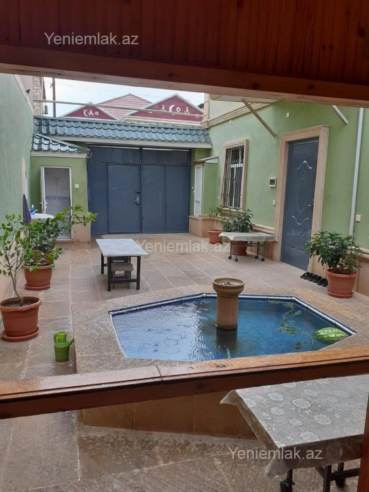 Satılır 6 otaqlı həyət evi 170 m²