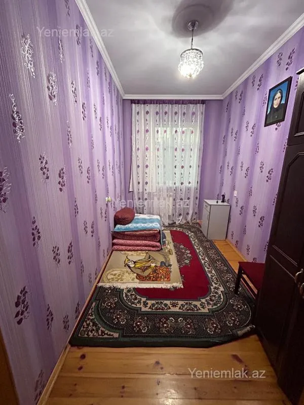Satılır 6 otaqlı həyət evi 170 m²