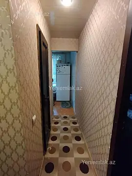 Satılır 3 otaqlı köhnə tikili 75 m²
