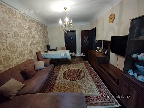 Satılır 3 otaqlı köhnə tikili 75 m²