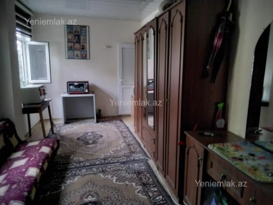 Satılır 3 otaqlı həyət evi 60 m²