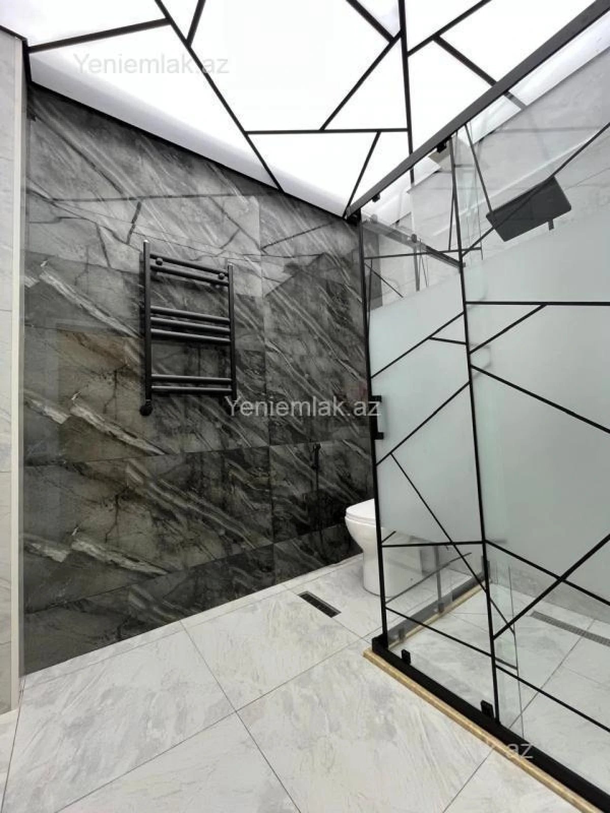 Satılır 3 otaqlı yeni tikili 92 m²