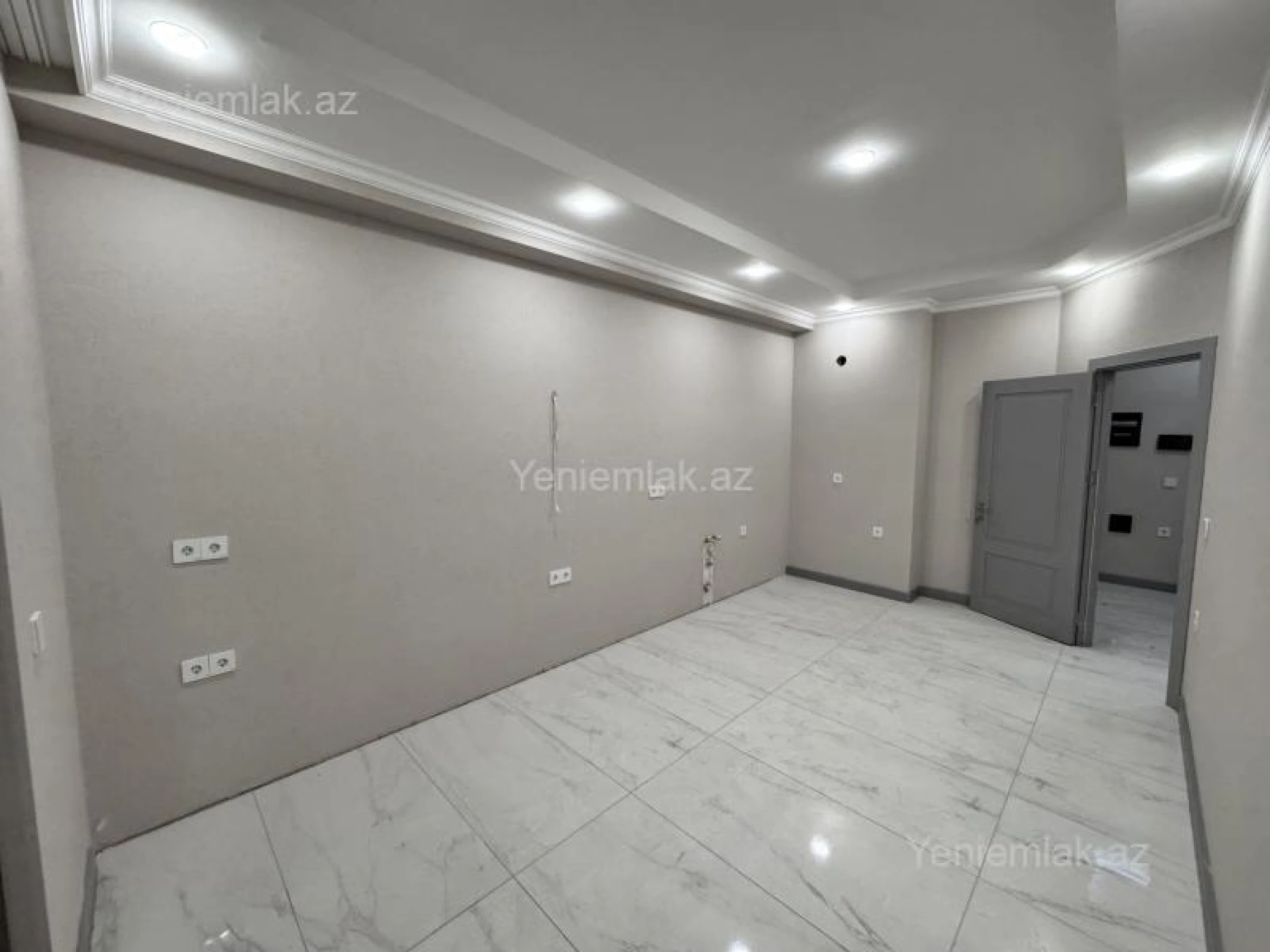Satılır 3 otaqlı yeni tikili 110 m²